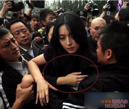 台上台下惨遭非礼的女明星们
