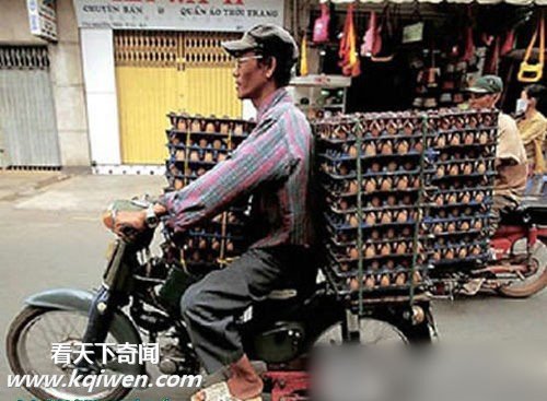 搜罗各地的摩托车强人 让人笑抽了(组图)