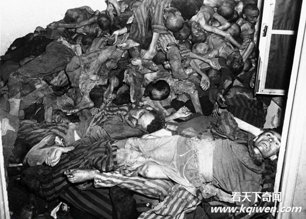 揭开二战时德国纳粹令人发指的暴行 死亡营尸体遍地(组图)